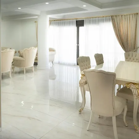 Ustatahir Villa