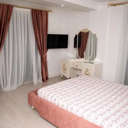 Ustatahir Villa