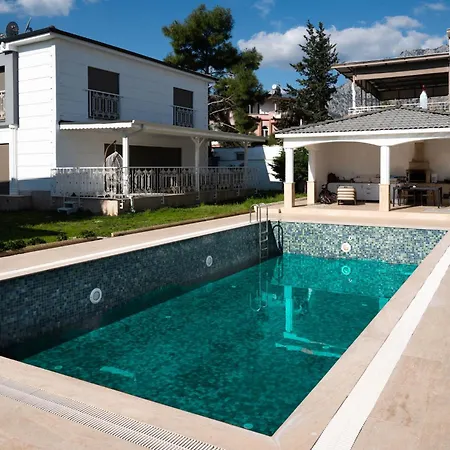 Ustatahir Szálloda Kemer